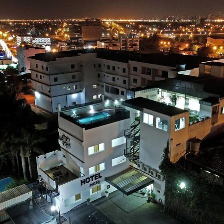 Bella Vista Hotel - Encarnacion Luaran gambar